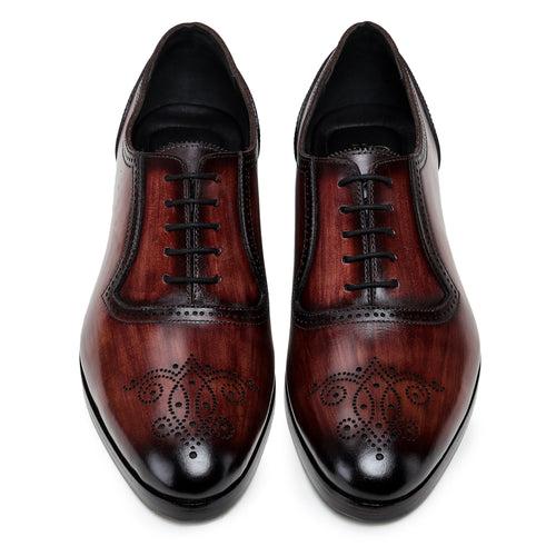 Medallion Toe Oxford - Brown