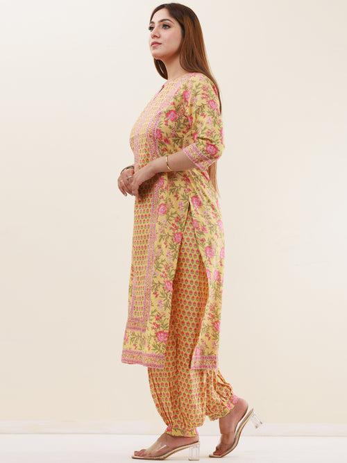 Umang Samah Set Of Kurta Pants Dupatta