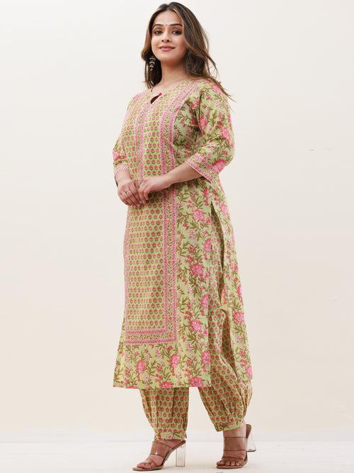 Gazal Parineeta Set Of Kurta Pants Dupatta