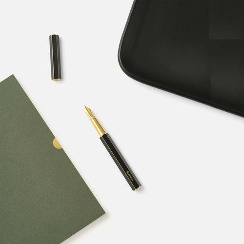 Black Revolve Fountain Pen