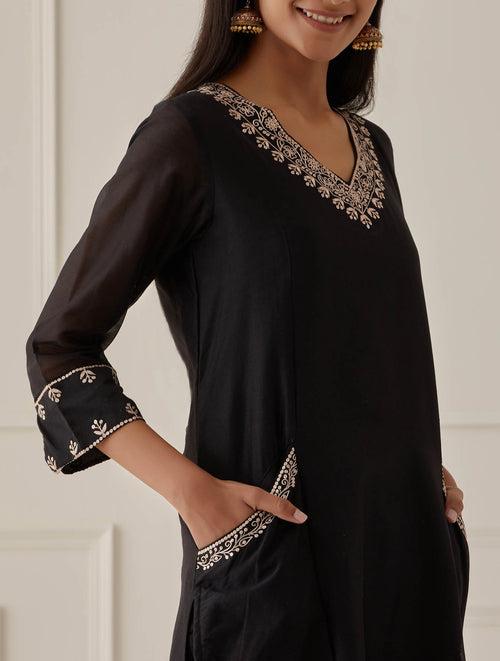 BLACK CHANDERI V-NECK KURTA