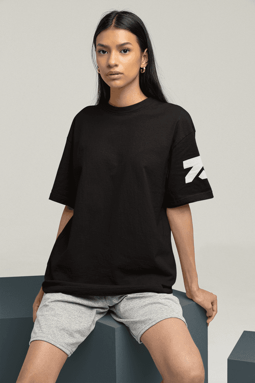 Zymrat Sleeve Printed Oversized Ribbed Neckline Black Tshirt