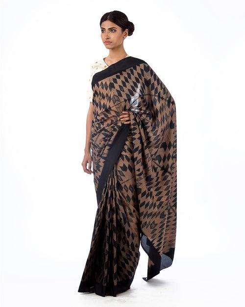 Beige Black Kilim Shibori Saree Set