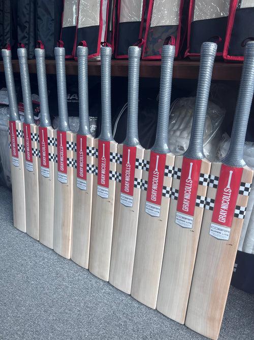 Gray-Nicolls Cobra Super Lite - EW. Cricket Bat