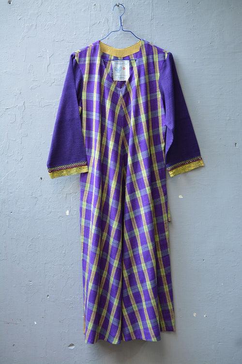 Cross Cut Checks Kurta in Size 'L'