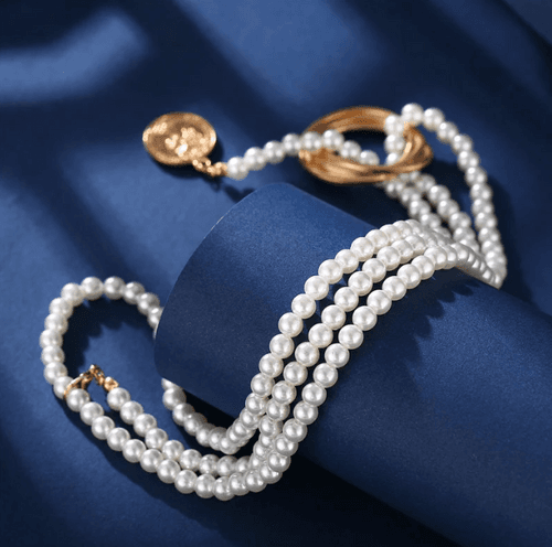 Queen Elizabeth Coin Pearl Warp Necklace