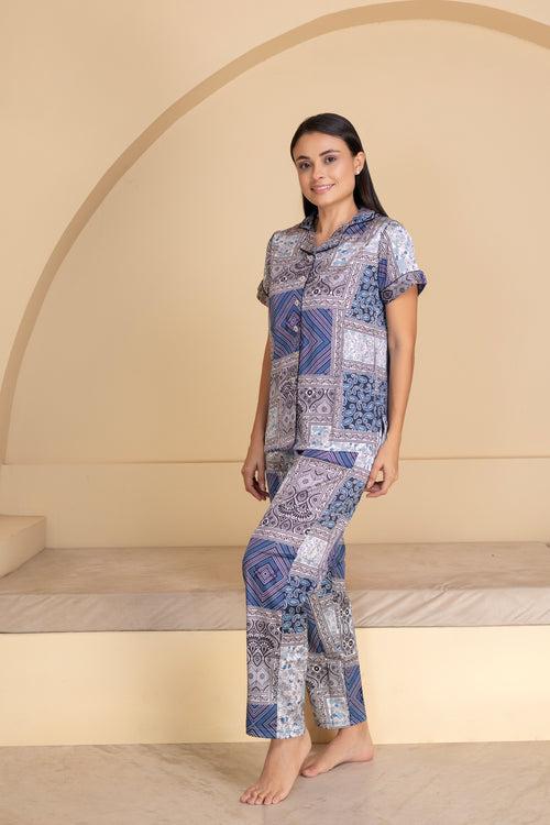 Printed Satin Classic collar Night suit