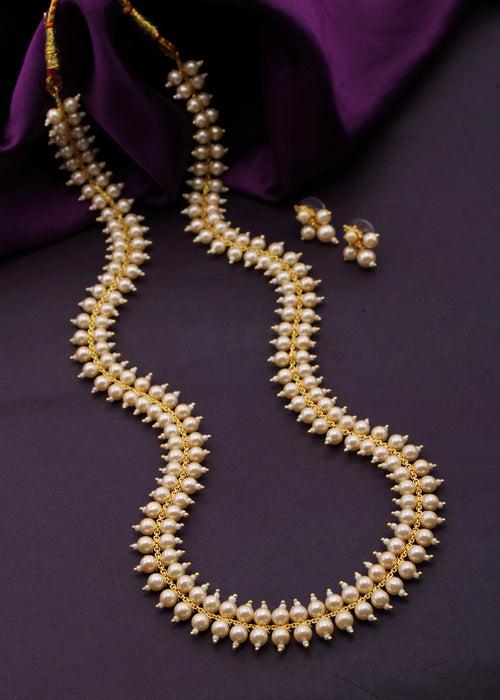 ENTHRALL MOTI NECKLACE