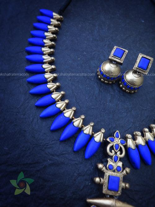 Blue bud terracotta jewellery set