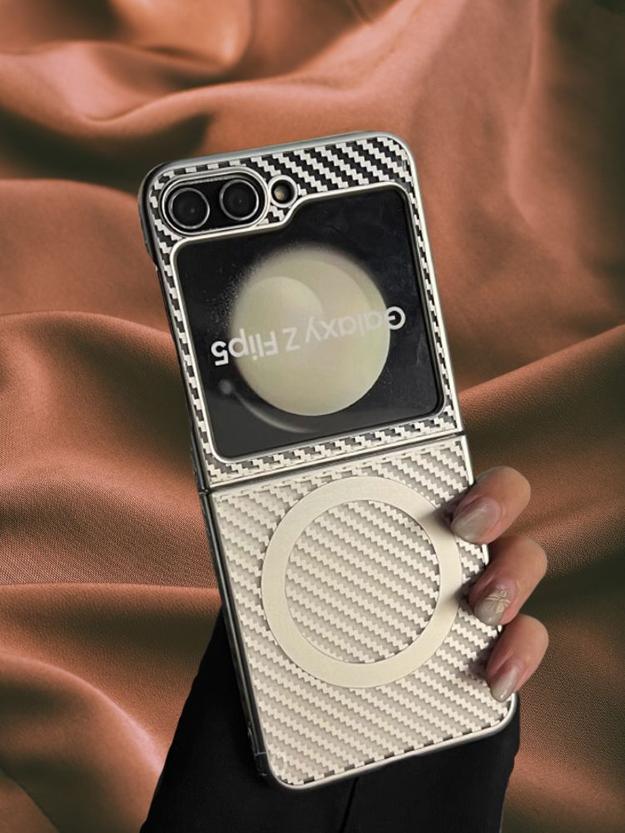 Luxury Carbon Pattern Electroplated Matte Transparent Case