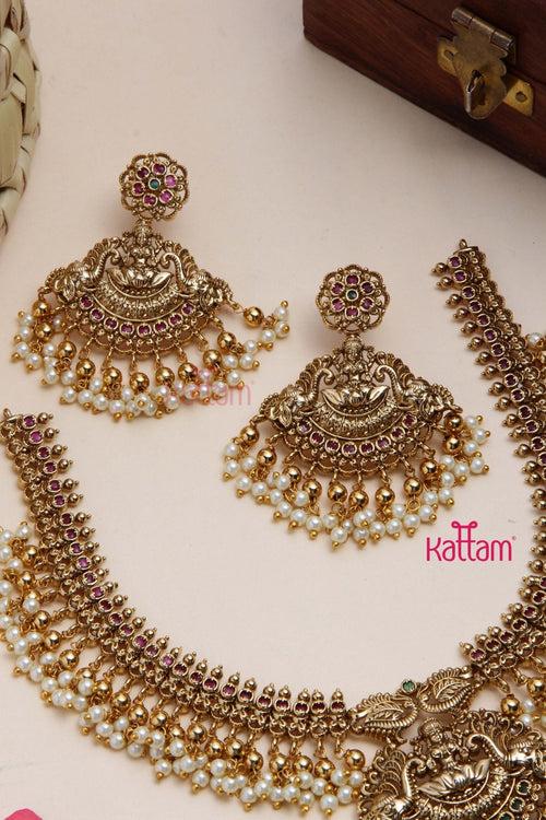 Lakshmi Gold & Pearl Trim Necklace