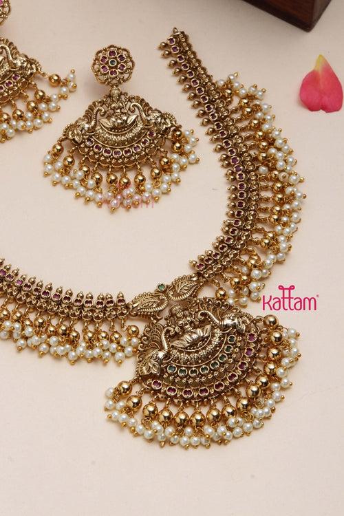 Lakshmi Gold & Pearl Trim Necklace
