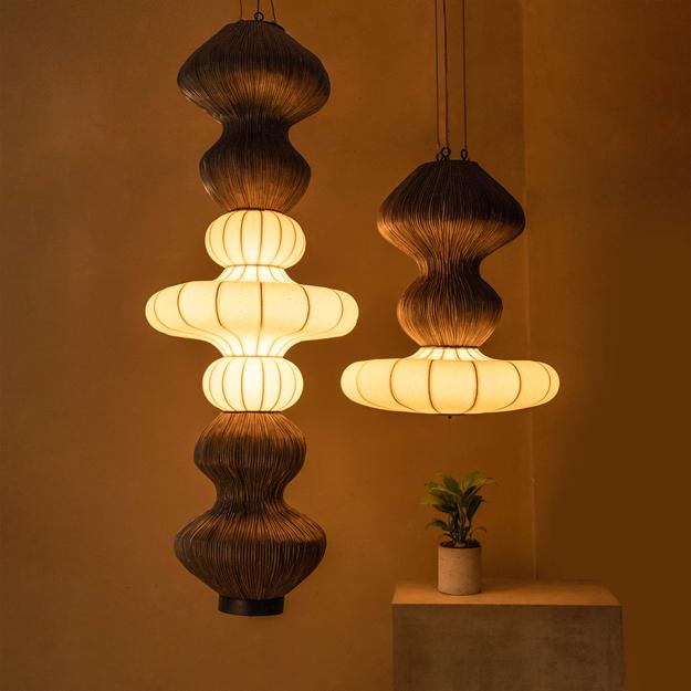 Hanging Gaia Pillar lamp with 3 Shades of Banana