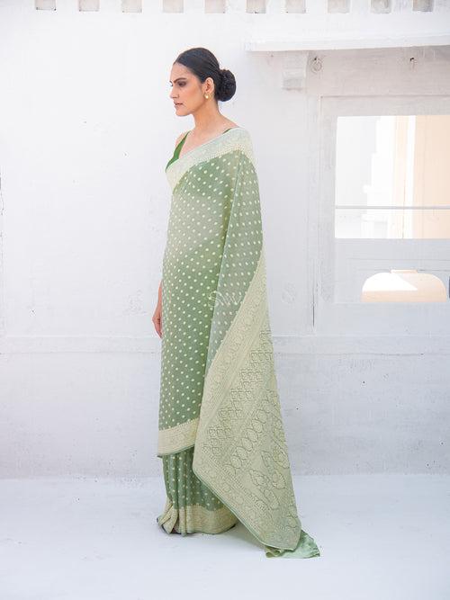 Dark Green Booti Crepe Silk Handloom Banarasi Saree