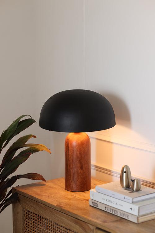 Perisi Table Lamp, Style 1