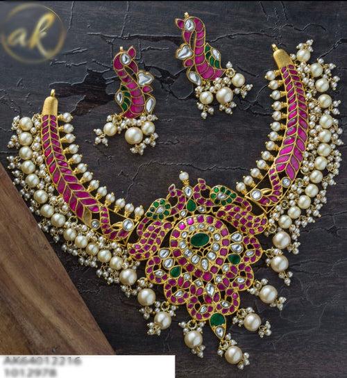 Kundan jadau Grand Mayil Bridal Choker Set