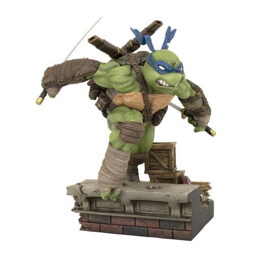 Diamond Gallery: Teenage Mutant Ninja Turtles - Leonardo Statue