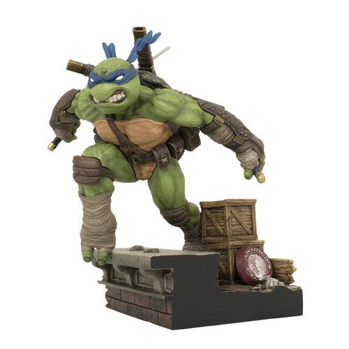 Diamond Gallery: Teenage Mutant Ninja Turtles - Leonardo Statue