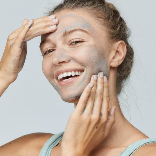 Daily Superfoliant Anti-pollution Face Scrub with charcoal