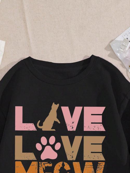 Pawsitively Adorable: Cat Lovers' Printed Unisex Sweatshirt – Cozy Up in Feline Fashion!