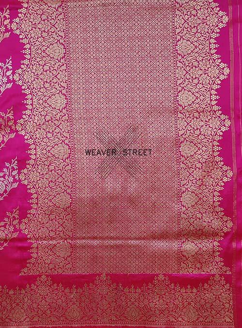 Pink Katan Silk Handwoven Banarasi saree with Floral Kadwa Jangla