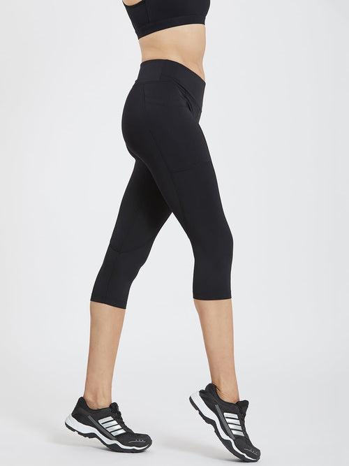 Maxtreme Power Me Black Pocket Capri Leggings