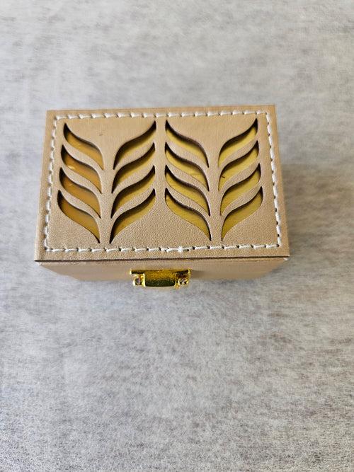 Noor coin box