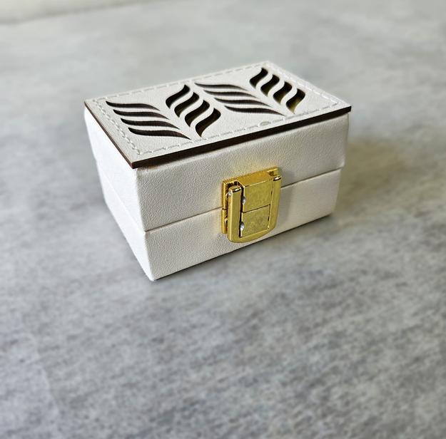 Noor coin box