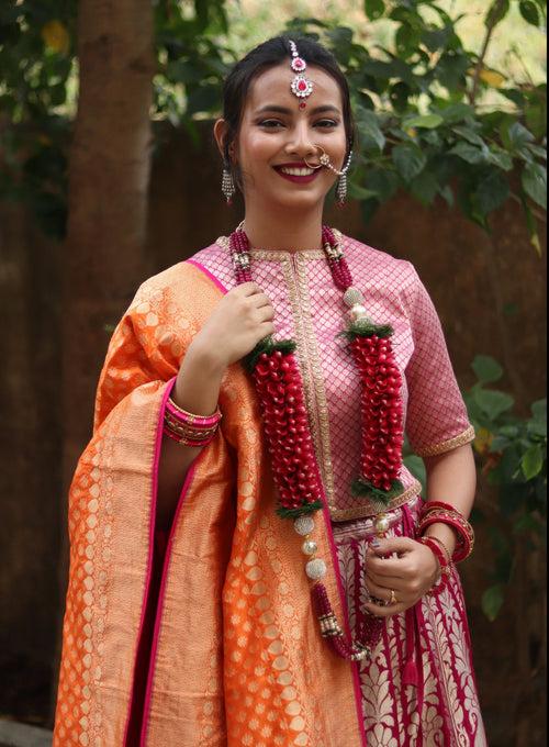 Fresh Flower Varmala made with Bunch of pearls and thai style roses