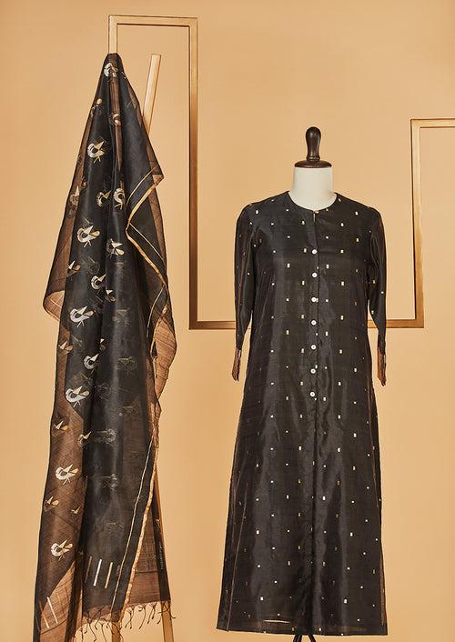 Chanderi Silk Black Kurta with Jaamdani Dupatta & Pants