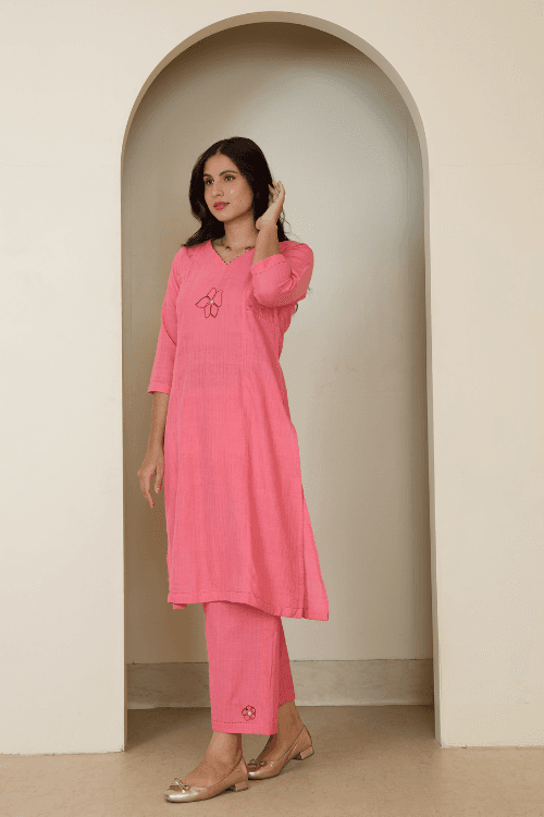 Bebaak Dia Handwoven & Hand Embroidered Mirror Kurta Set