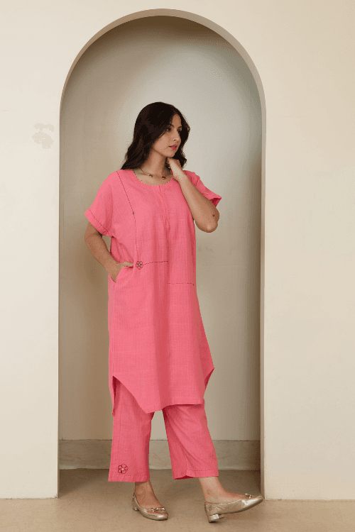 Bebaak Dia Handwoven & Hand Embroidered Antifit  Tunic Set