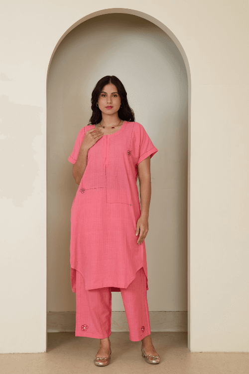 Bebaak Dia Handwoven & Hand Embroidered Antifit  Tunic Set