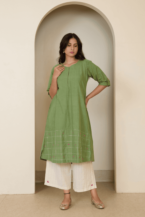 Bebaak Ada Heart Hand Embroidered & Handwoven Tunic Set