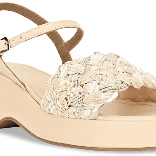 Cream pleated wedge