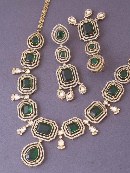Emerald Benedita Zirconia Jewellery Set