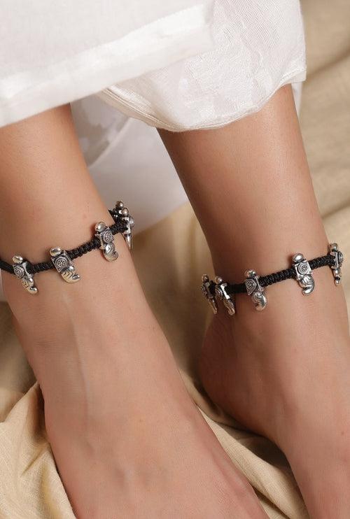 The Crooky-Hooked Thread Anklet (Set of 2)