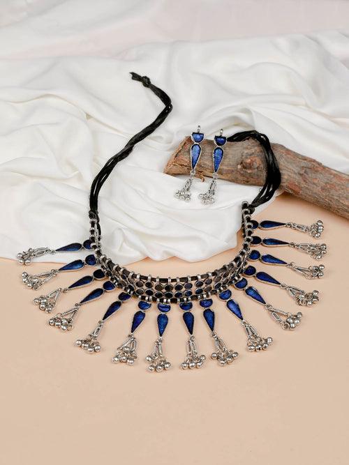 The Admirable Meena Trinky Choker Set in Blue