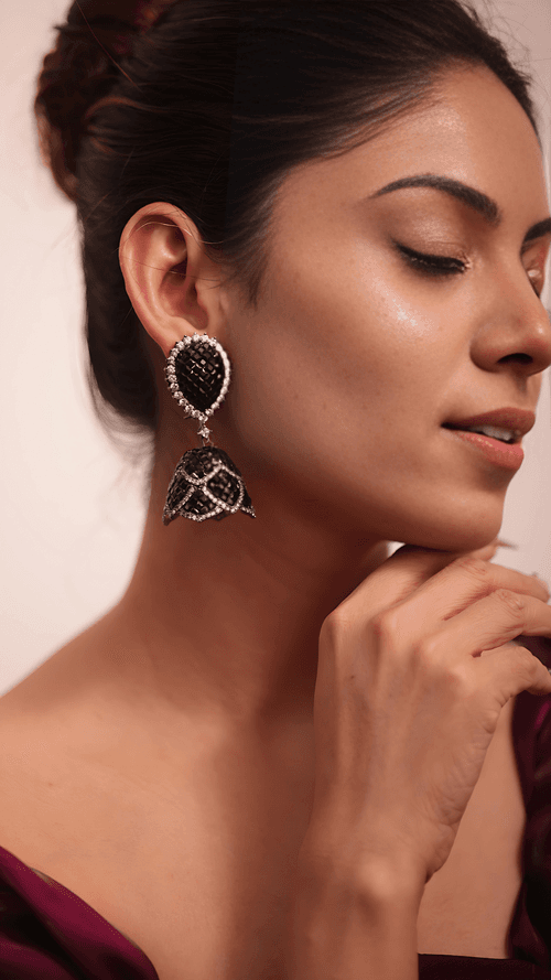 Midnight Elegance Jhumka