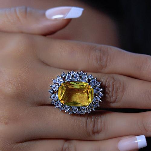 Glitzy Yellow Ring