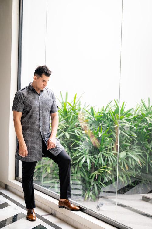 Grey Check Patterned Half Sleeves Kurta