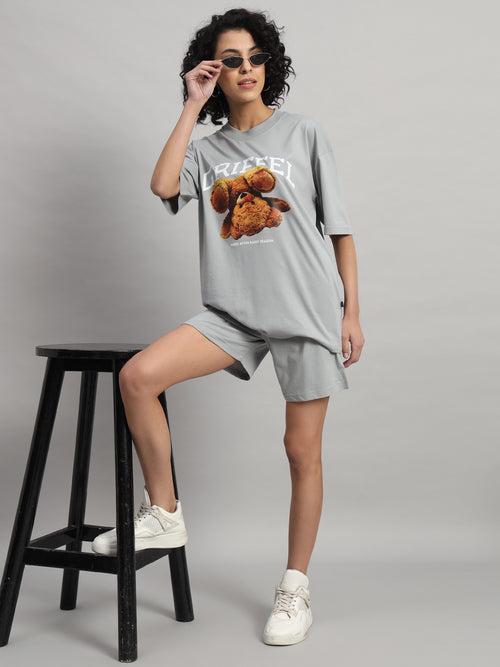 upside down bear Oversized T-shirt