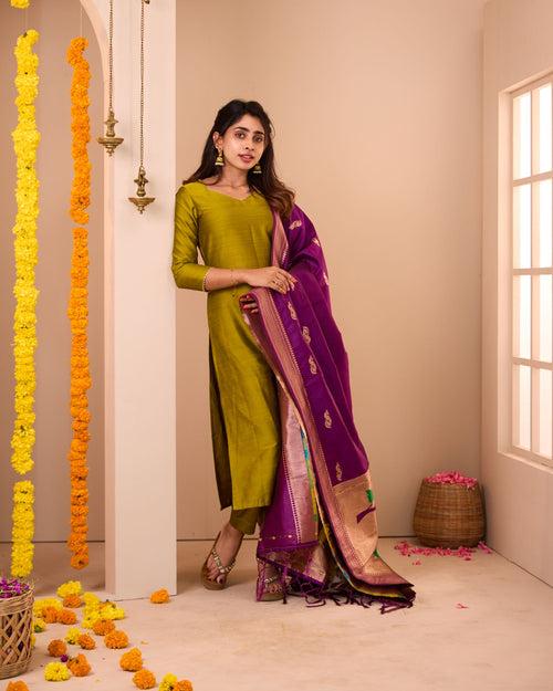 Mayil Suit Set With Paithani Dupatta