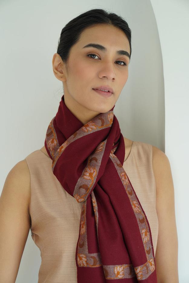 Kani Abdar Hand Woven Pashmina Scarf Maroon