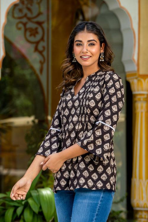 Kashish Buti Pintucks Short Kurta