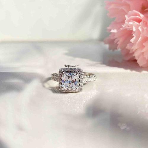 Prim Silver Princess Cut Ring