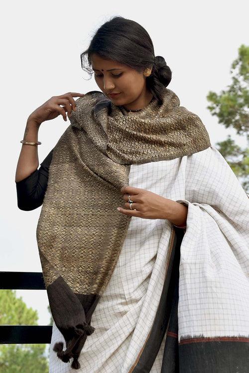 Almora Pattern Silk Wool Scarf | Black & Gold