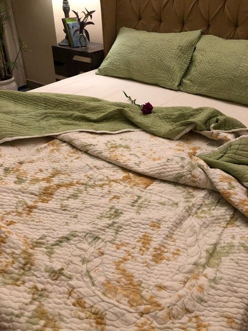 Pistachio Tie-Dye Quilted Bedding Set