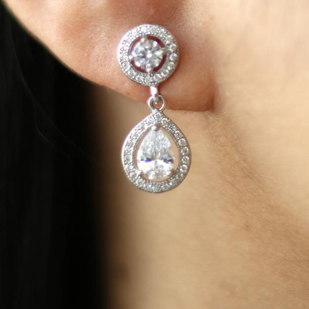 Tear Drop Dangling Earrings