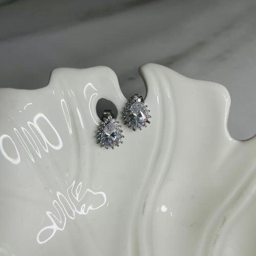 Water Drop Studs